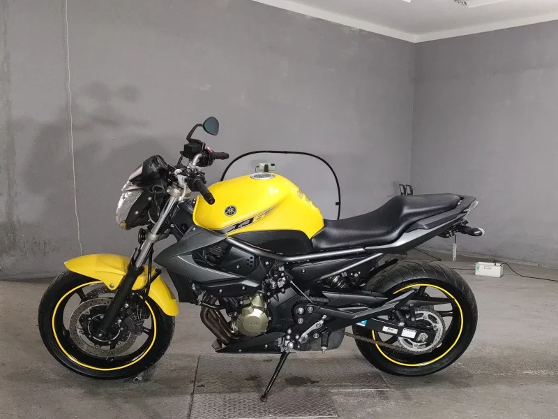 Yamaha XJ6N