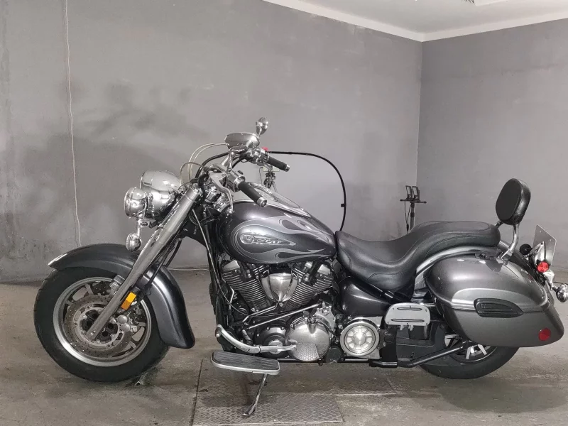 Yamaha XV1700 ROADSTER