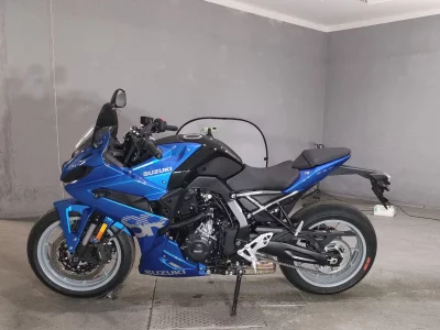 Suzuki GSX-8R  с аукциона в Японии