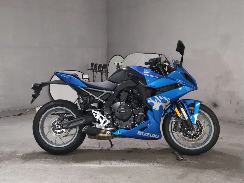 Suzuki GSX-8R лот № 7283 оценка 5  с аукциона в Японии