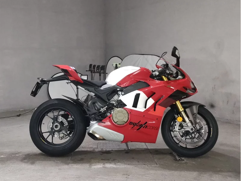 Ducati  PANIGA-REV4R лот № 7342 оценка 4.5  с аукциона в Японии