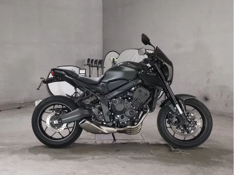 Honda CB650R лот № 7368 оценка 4  с аукциона в Японии