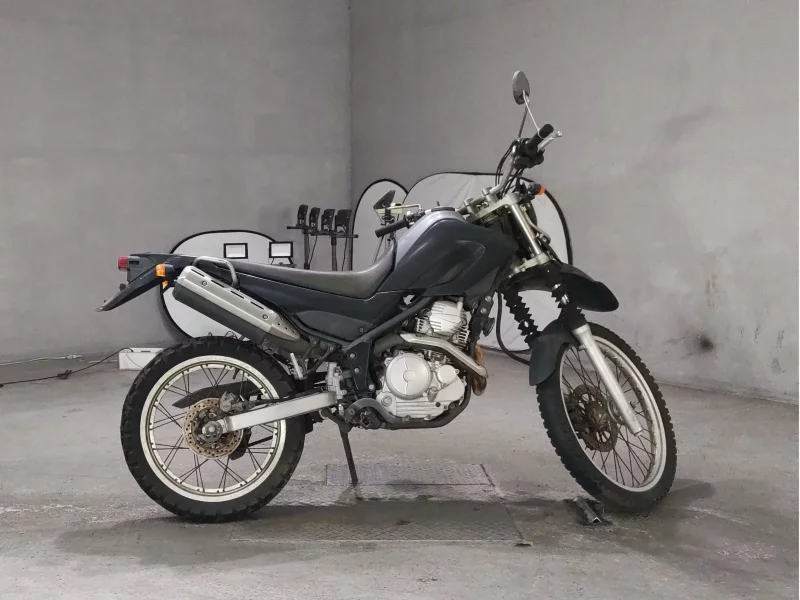 Yamaha SEROW 250