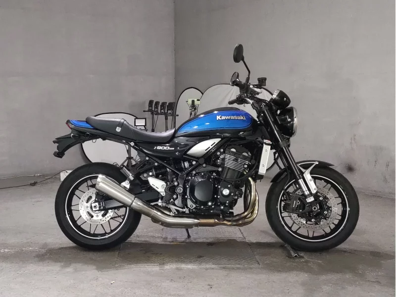 Kawasaki Z900RS лот № 8418 оценка 5  с аукциона в Японии