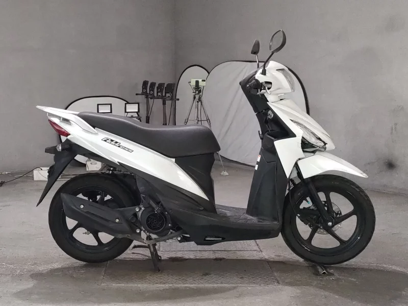 Suzuki ADDRESS V110
