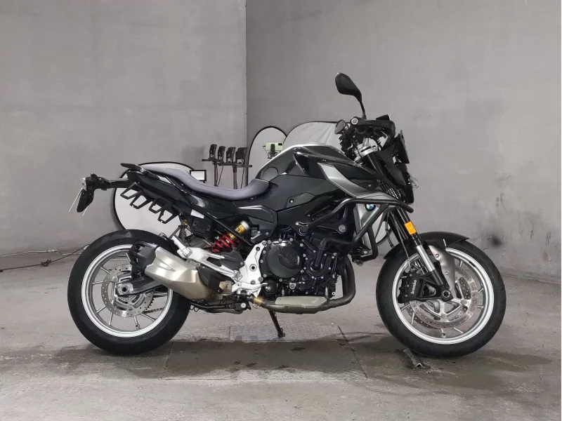 BMW  F900R лот № 8533 оценка 4.5  с аукциона в Японии