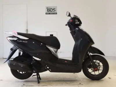 Honda LEAD125-2
