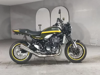 Kawasaki Z900RS 2021