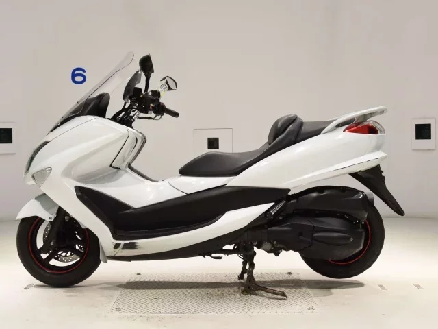 Yamaha MAJESTY 250-4