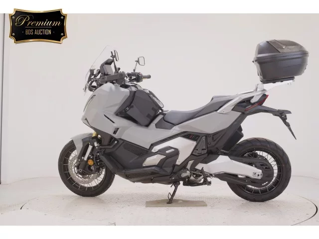 Honda X-ADV750-2