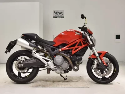 Ducati DUCATI MONSTER 696