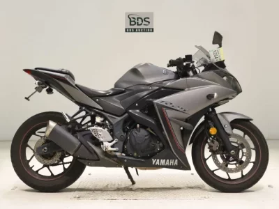 Yamaha YZF-R25A