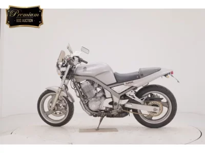 Yamaha SRX600-4