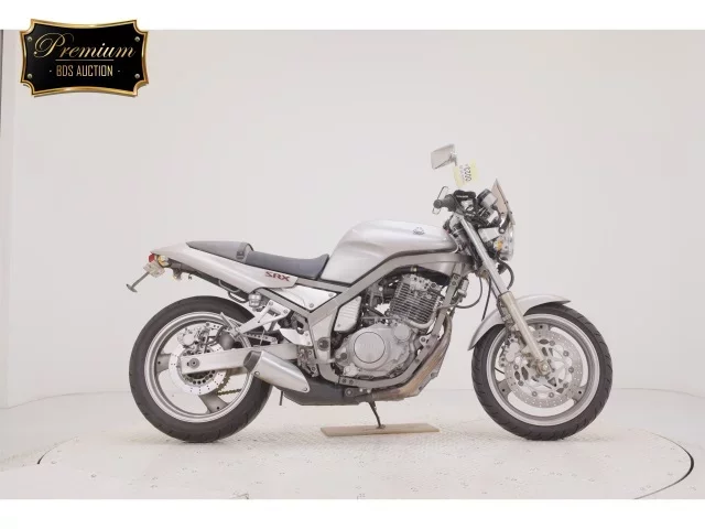 Yamaha SRX600-4