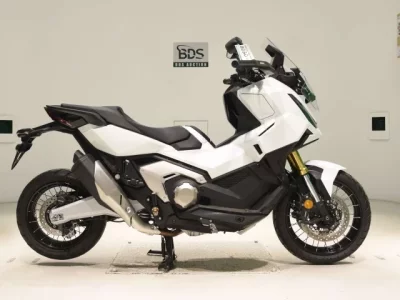 Honda X-ADV750-2