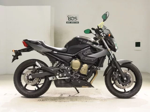Yamaha XJ6N
