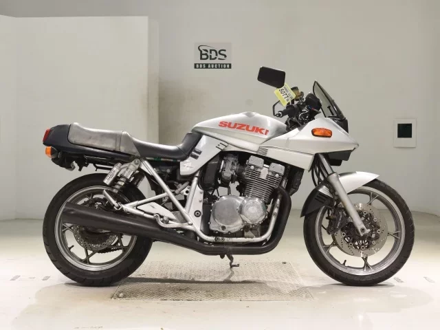 Suzuki GSX400S KATANA