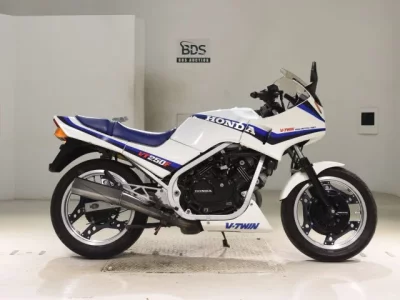 Honda VT250F