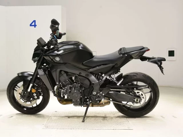 Yamaha MT-09-2AMT