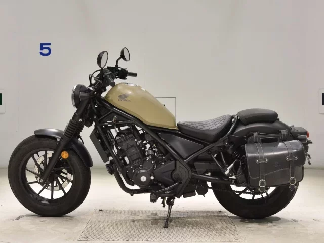 Honda REBEL