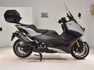 Yamaha T-MAX560T