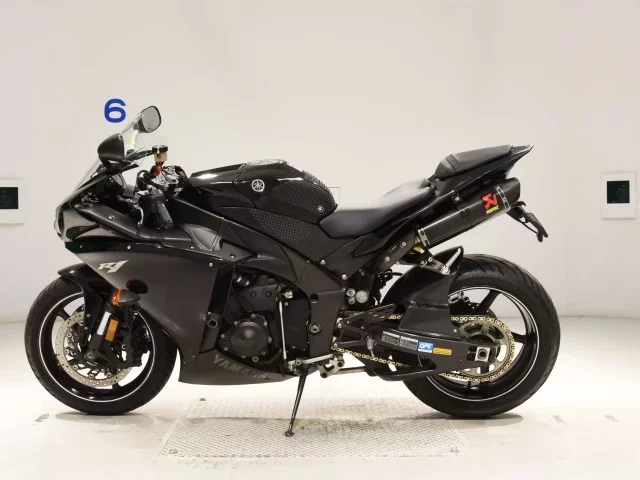 Yamaha YZF-R1