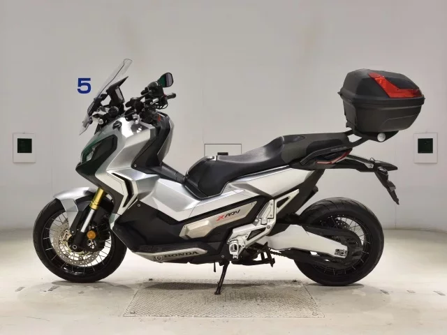 Honda X-ADV750