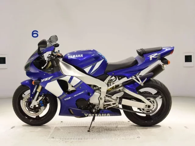 Yamaha YZF-R1