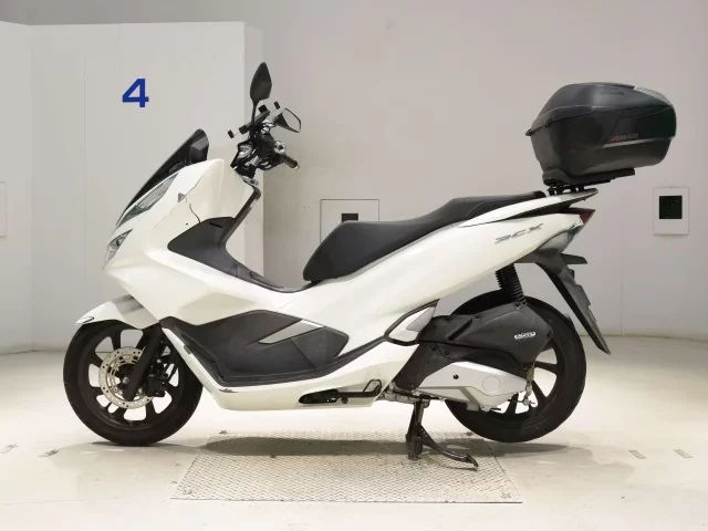 Honda PCX125-3