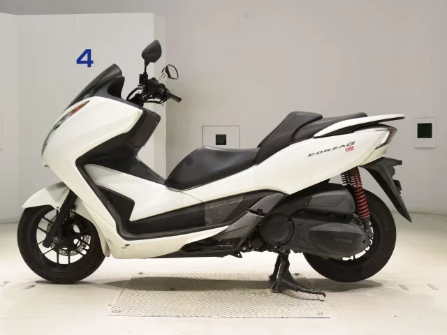 Honda FORZA