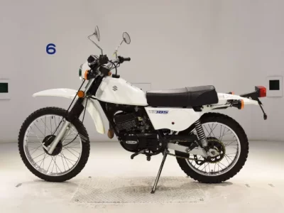 Suzuki TS185
