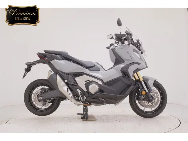 Honda X-ADV750-2