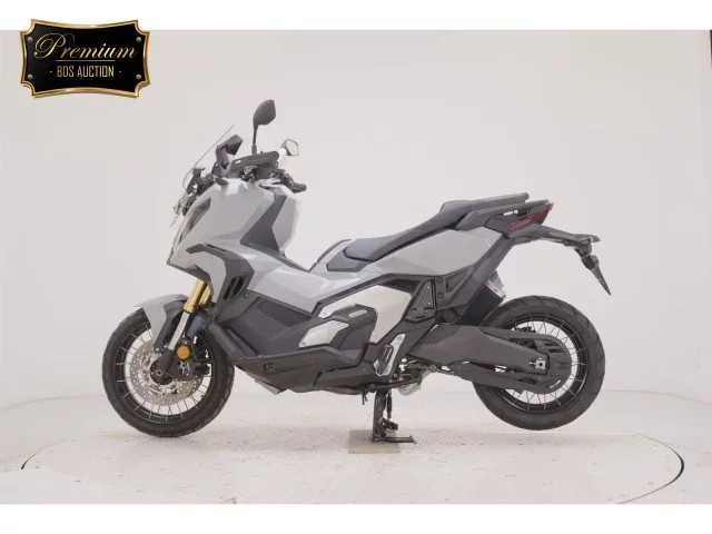 Honda X-ADV750-2