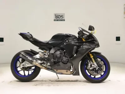 Yamaha YZF-R1M