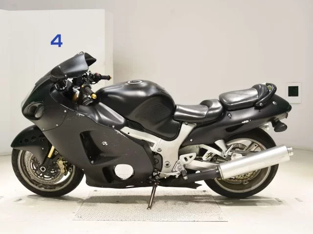 Suzuki GSX1300R HAYABUSA