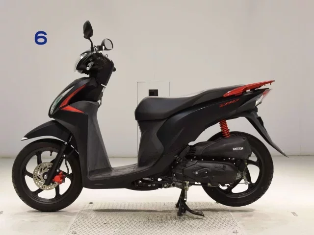 Honda DIO110-2
