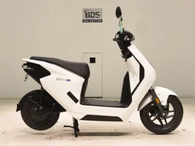 Honda EM1E: