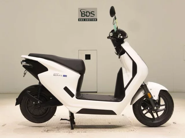 Honda EM1E: