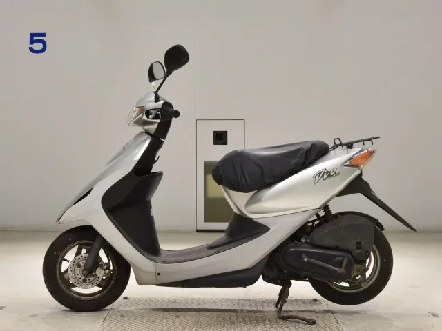 Honda DIO