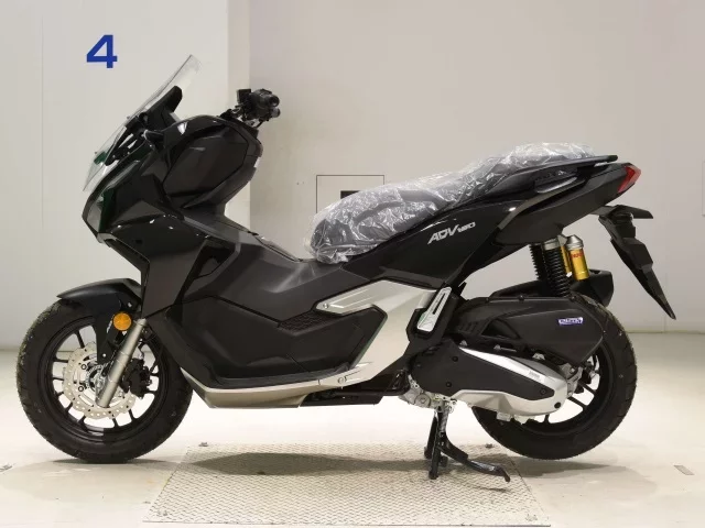 Honda ADV160