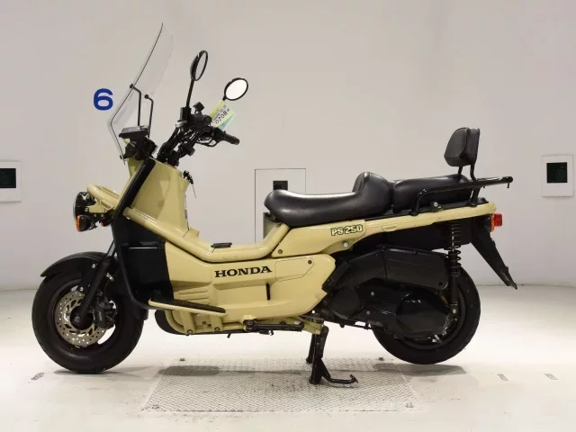 Honda PS250