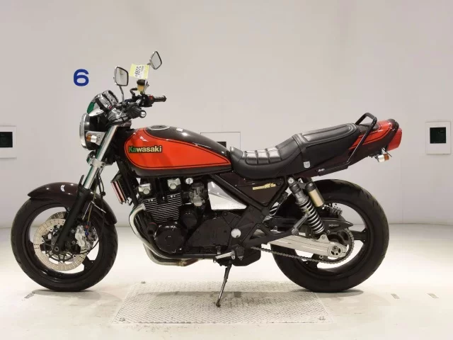 Kawasaki ZEPHYR400K