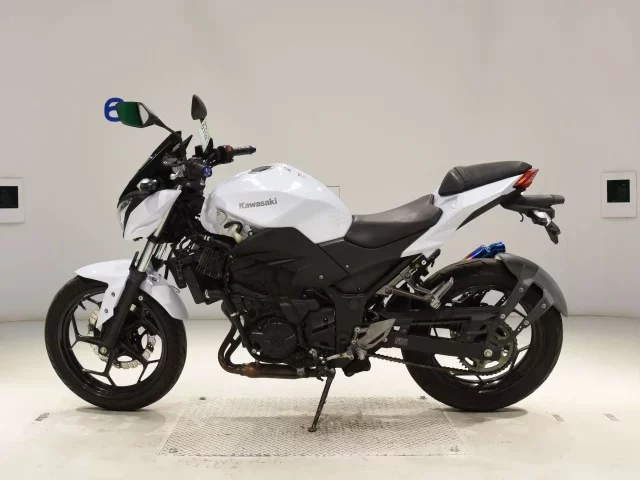 Kawasaki Z250