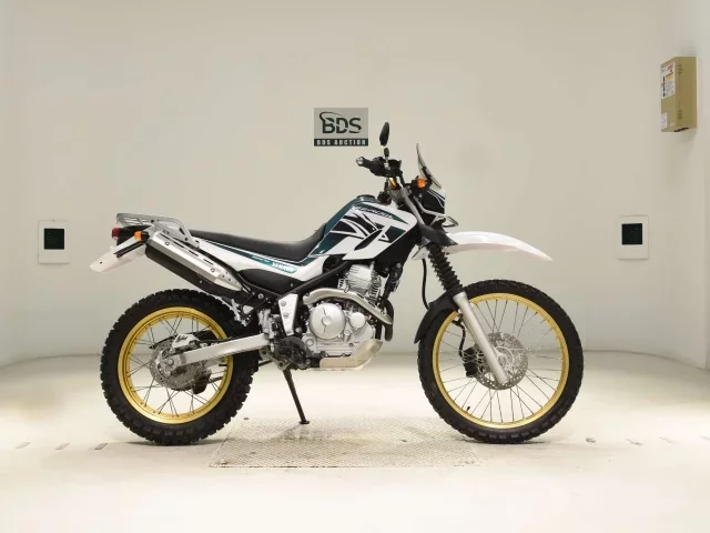 Yamaha SEROW 250-2