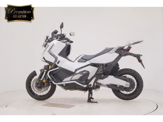 Honda X-ADV750-2