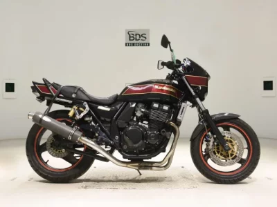 Kawasaki ZRX400