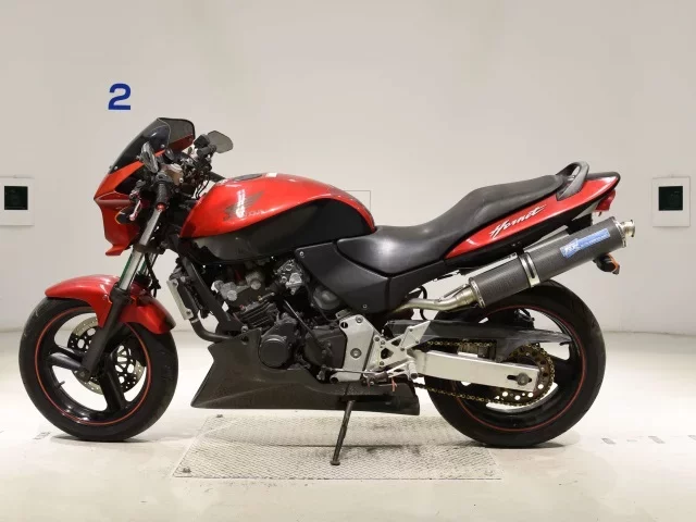 Honda HORNET250