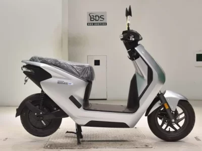 Honda EM1E: