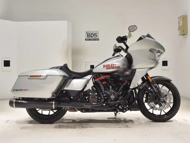 Harley-Davidson HARLEY FLTRXSTSE1980CVO