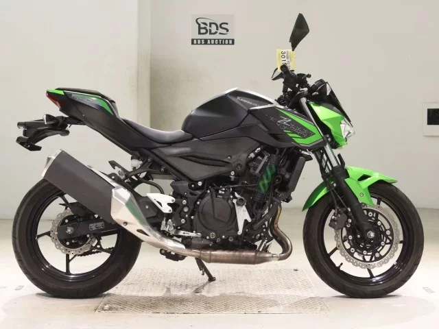 Kawasaki Z400-2